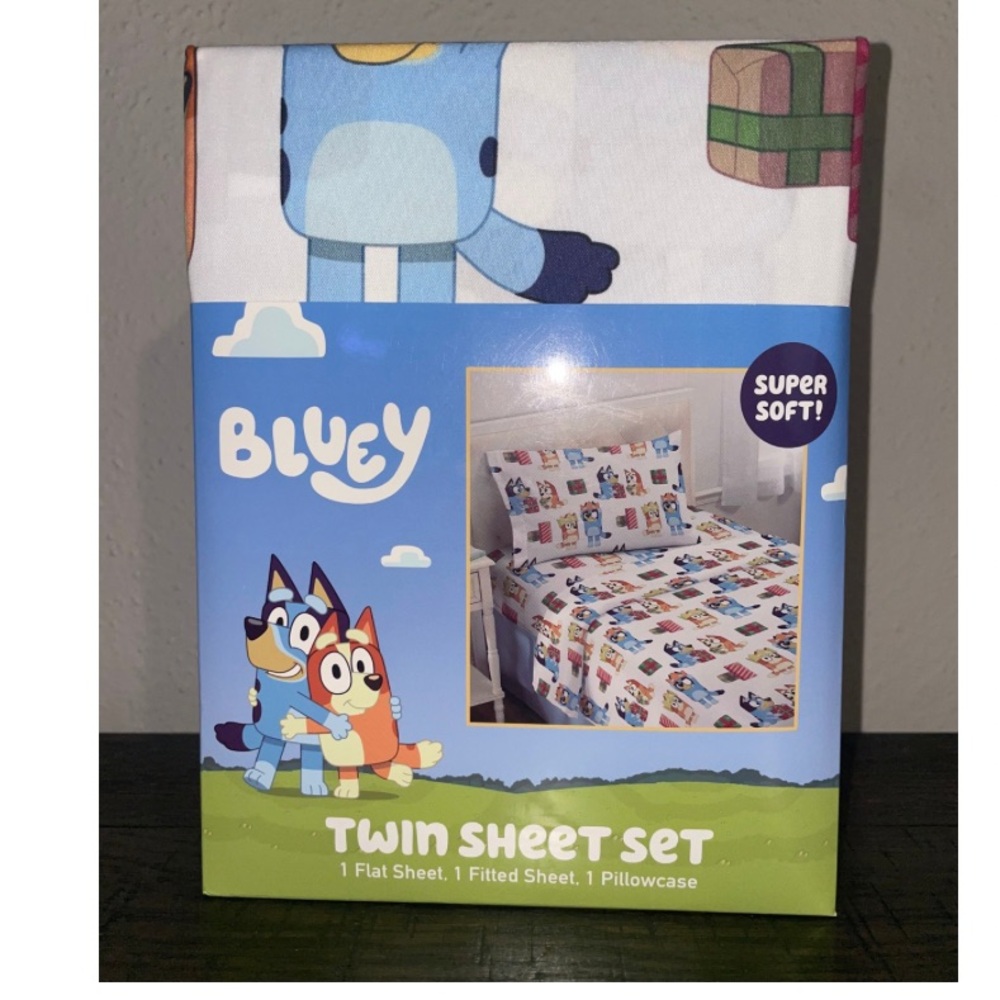 Bluey Twin Sheet Set - Colorful Design